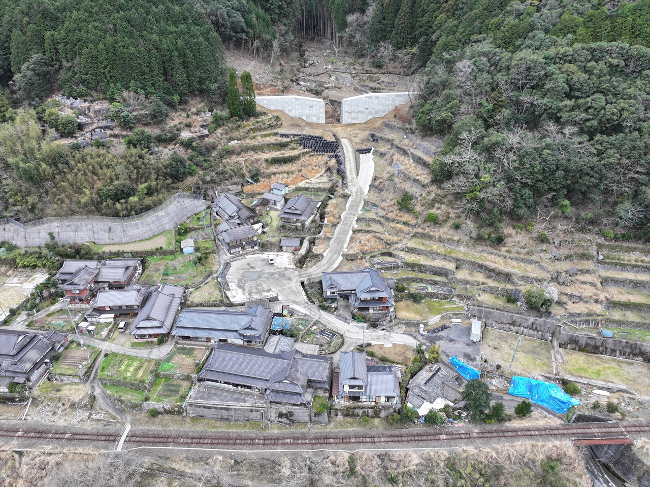 箙瀬川砂防激甚災害対策特別緊急（えん堤）工事